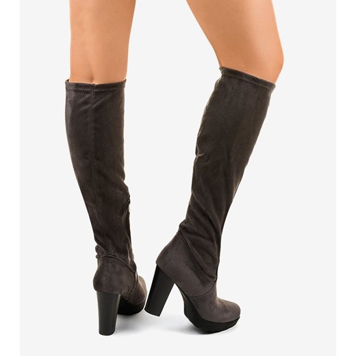 Botki bez wzorów eleganckie 