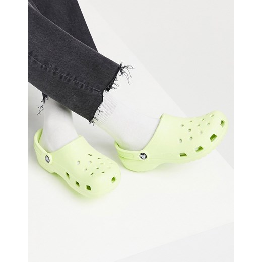 Crocs – Klasyczne buty w kolorze limonkowej zieleni-Zielony Crocs 38-39 Asos Poland