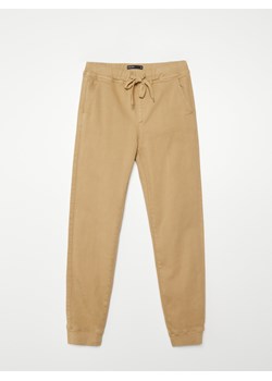 Cropp - Spodnie jogger slim - beżowy ze sklepu Cropp w kategorii Spodnie damskie - zdjęcie 100839863