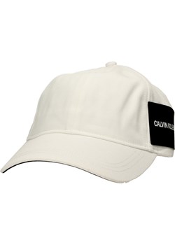 Czapka z daszkiem Calvin Klein Jeans ze sklepu Darbut w kategorii Czapki z daszkiem damskie - zdjęcie 101361693