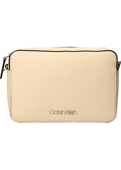 Listonoszka Calvin Klein ze sklepu Darbut w kategorii Listonoszki - zdjęcie 101362644