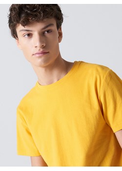 Cropp - Koszulka basic - żółty ze sklepu Cropp w kategorii T-shirty męskie - zdjęcie 101774641