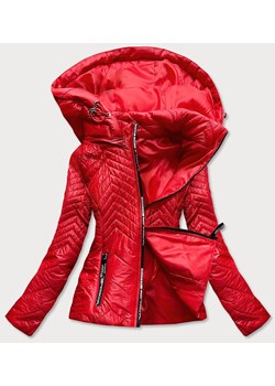 Krótka pikowana kurtka damska z kapturem czerwona (b9566) ze sklepu goodlookin.pl w kategorii Kurtki damskie - zdjęcie 103673112