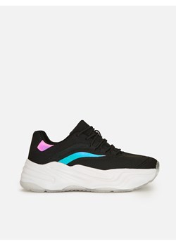 Cropp - Sneakersy na grubej podeszwie - czarny ze sklepu Cropp w kategorii Buty sportowe damskie - zdjęcie 103858433