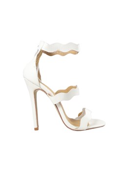 Białe szpilki damskie sandały buty ślubne ze sklepu Kokietki w kategorii Sandały damskie - zdjęcie 106048302