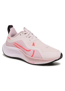 Buty sportowe damskie Nike różowe sznurowane 