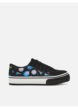 Cropp - Trampki Rick and Morty - czarny ze sklepu Cropp w kategorii Trampki damskie - zdjęcie 108944014