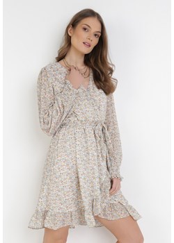 Biała Sukienka Ophieis ze sklepu Born2be Odzież w kategorii Sukienki - zdjęcie 110803033