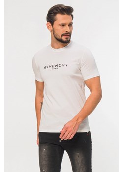 GIVENCHY - biały t-shirt męski z czarnym logo vintage ze sklepu outfit.pl w kategorii T-shirty męskie - zdjęcie 112889784