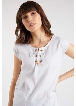 Dłuższa bluzka z wiązaniem ze sklepu MONNARI w kategorii Bluzki damskie - zdjęcie 114874630