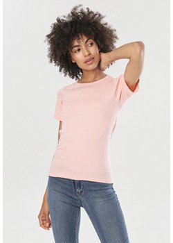 Różowy T-shirt Phereisis ze sklepu Born2be Odzież w kategorii Bluzki damskie - zdjęcie 115442341