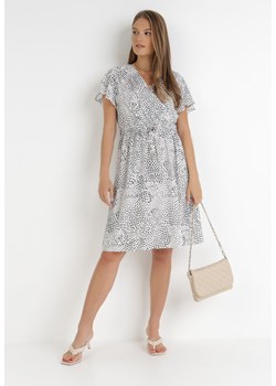 Biała Sukienka Kepherine ze sklepu Born2be Odzież w kategorii Sukienki - zdjęcie 119312230