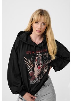 Czarna bluza damska z rockowym nadrukiem ze sklepu MONNARI w kategorii Bluzy damskie - zdjęcie 119408813