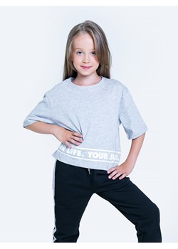 Koszulka dziewczęca z nadrukiem Hildori 901 ze sklepu Big Star w kategorii Bluzki dziewczęce - zdjęcie 119489771