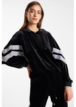 Welurowa bluza damska ze sklepu MONNARI w kategorii Bluzy damskie - zdjęcie 120009772