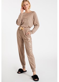 Długie spodnie od piżamy z napisem ze sklepu MONNARI w kategorii Spodnie damskie - zdjęcie 121159663