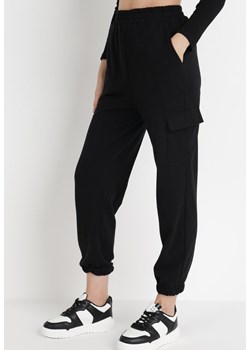 Czarne Spodnie Dresowe Xirys ze sklepu Born2be Odzież w kategorii Spodnie damskie - zdjęcie 121478583
