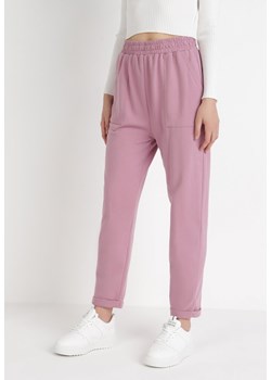 Różowe Spodnie Dresowe Lyvyre ze sklepu Born2be Odzież w kategorii Spodnie damskie - zdjęcie 121481670