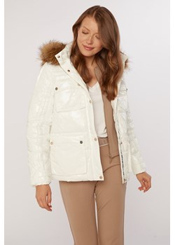 Pikowana kurtka z połyskiem ze sklepu MONNARI w kategorii Kurtki damskie - zdjęcie 122259901