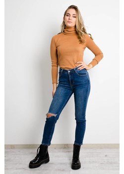 Olika jeansy damskie casual na jesień 