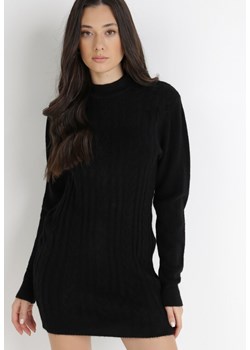 Czarny Sweter w Warkoczowy Splot Syleris ze sklepu Born2be Odzież w kategorii Swetry damskie - zdjęcie 124415480