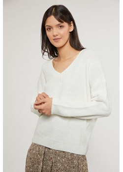 Klasyczny sweter damski ze sklepu MONNARI w kategorii Swetry damskie - zdjęcie 124537514