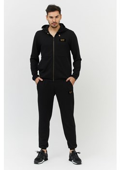 EA7 EMPORIO ARMANI - czarne spodnie dresowe o ciekawej fakturze ze sklepu outfit.pl w kategorii Spodnie męskie - zdjęcie 124657942