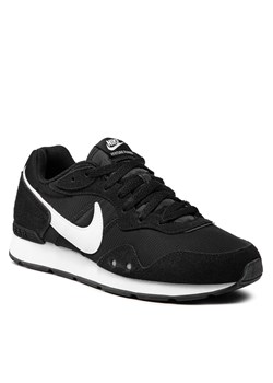 Buty Nike - Venture Runner CK2944 002 Black/White/Black ze sklepu eobuwie.pl w kategorii Buty sportowe męskie - zdjęcie 124813603
