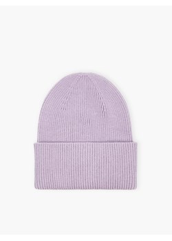 Cropp - Prążkowana czapka beanie - fioletowy ze sklepu Cropp w kategorii Czapki zimowe damskie - zdjęcie 125717181