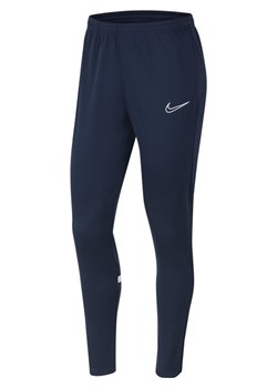 Damskie spodnie piłkarskie Nike Dri-FIT Academy - Niebieski ze sklepu Nike poland w kategorii Spodnie damskie - zdjęcie 126289104