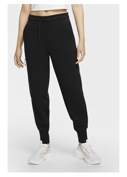 Spodnie damskie Nike Sportswear Tech Fleece - Czerń ze sklepu Nike poland w kategorii Spodnie damskie - zdjęcie 126289803