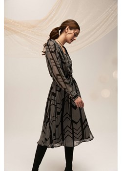 Sukienka Moodo.pl midi z długim rękawem kopertowa  ze sklepu Moodo.pl w kategorii Sukienki - zdjęcie 127326772