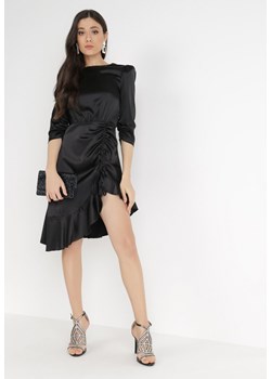 Czarna Sukienka Satynowa Achine ze sklepu Born2be Odzież w kategorii Sukienki - zdjęcie 127327821