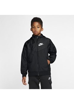 Kurtka dla dużych dzieci (chłopców) Nike Sportswear Windrunner - Czerń ze sklepu Nike poland w kategorii Kurtki chłopięce - zdjęcie 127402802
