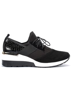 Czarne sneakersy damskie CARLA ze sklepu Domenoshoes w kategorii Buty sportowe damskie - zdjęcie 127706150