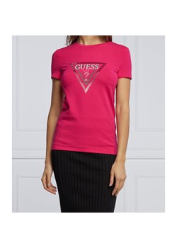 Bluzka damska różowa Guess z okrągłym dekoltem z krótkim rękawem 