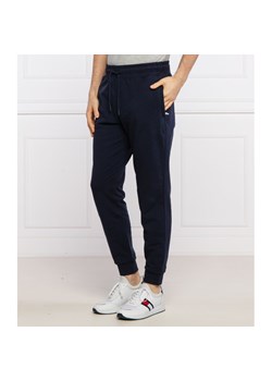 GUESS JEANS Spodnie dresowe ADAM | Regular Fit ze sklepu Gomez Fashion Store w kategorii Spodnie męskie - zdjęcie 128043931