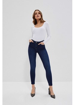 Jeansy push up ze sklepu Moodo.pl w kategorii Jeansy damskie - zdjęcie 129497951