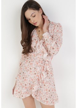 Jasnoróżowa Sukienka Undineh ze sklepu Born2be Odzież w kategorii Sukienki - zdjęcie 129851661