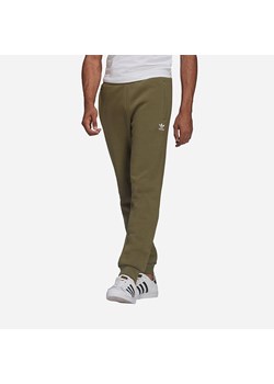 Spodnie męskie adidas Originals Adicolor Essentials Trefoil Pants H65676 ze sklepu sneakerstudio.pl w kategorii Spodnie męskie - zdjęcie 129946752