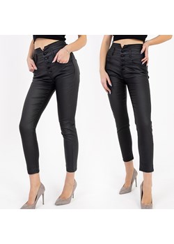 Czarne damskie woskowane spodnie PLUS SIZE- Odzież ze sklepu royalfashion.pl w kategorii Spodnie damskie - zdjęcie 130036160
