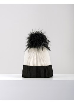 Biało - czarna czapka z pomponem ze sklepu Molton w kategorii Czapki zimowe damskie - zdjęcie 130216401