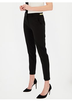 Czarne spodnie z brokatowym pasem Escorpion 22S370475 ze sklepu Eye For Fashion w kategorii Spodnie damskie - zdjęcie 132192413