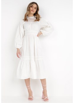 Biała Sukienka Hekala ze sklepu Born2be Odzież w kategorii Sukienki - zdjęcie 132200321