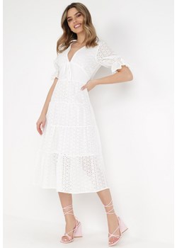 Biała Sukienka Galyllis ze sklepu Born2be Odzież w kategorii Sukienki - zdjęcie 132200351