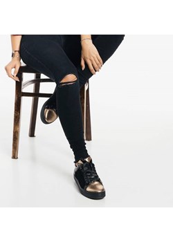 Czarne sneakersy damskie  ANA ze sklepu Domenoshoes w kategorii Trampki damskie - zdjęcie 132236081