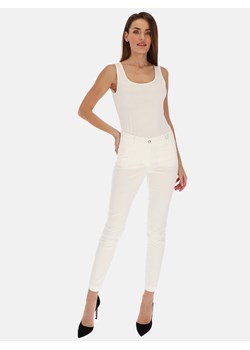 Białe spodnie z ozdobnym logo L'AF Exotic ze sklepu Eye For Fashion w kategorii Spodnie damskie - zdjęcie 132758430