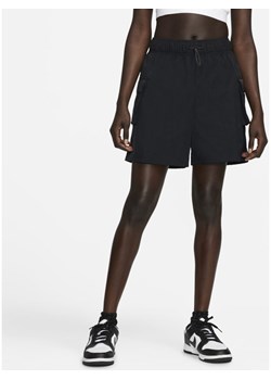 Damskie spodenki z tkaniny z wysokim stanem Nike Sportswear Essential - Czerń ze sklepu Nike poland w kategorii Szorty - zdjęcie 133270370