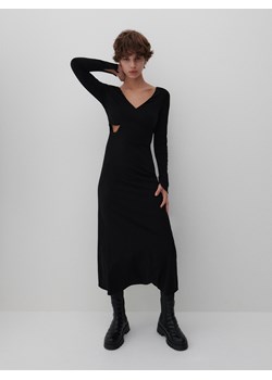 Reserved - Sukienka z wycięciem - Czarny