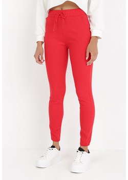 Czerwone Spodnie Agedeia ze sklepu Born2be Odzież w kategorii Spodnie damskie - zdjęcie 133615292